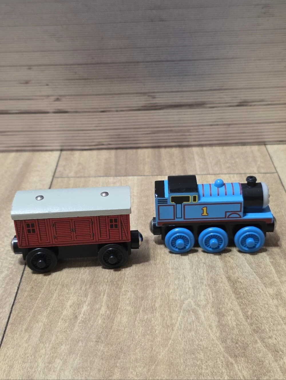 Thomas Wooden Blue Railway Train Red Baggage And Thomas
